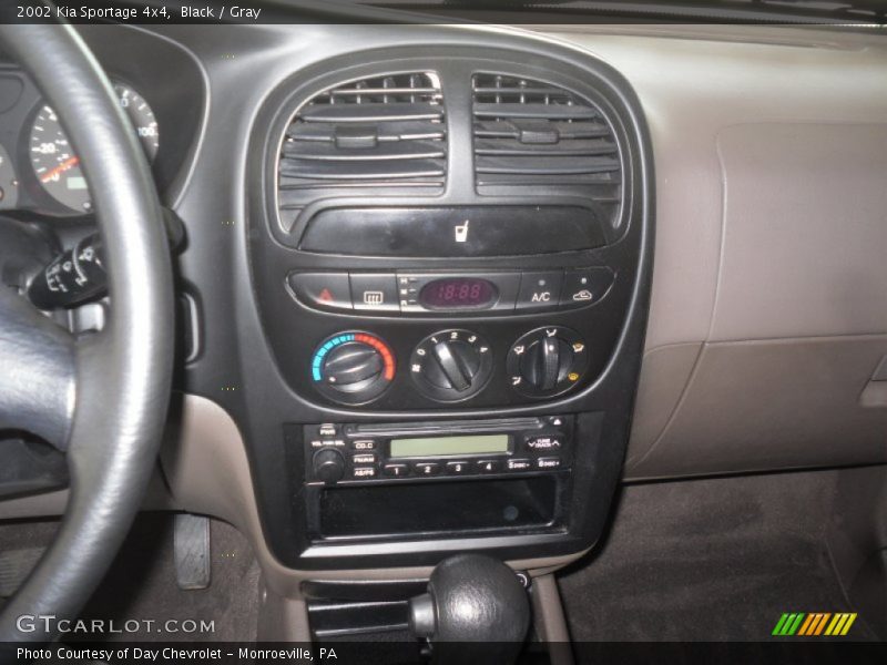 Black / Gray 2002 Kia Sportage 4x4