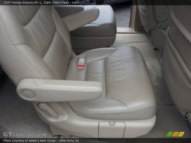 Dark Cherry Pearl / Ivory 2007 Honda Odyssey EX-L