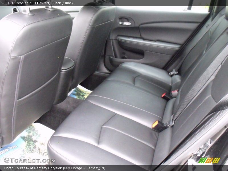 Black / Black 2011 Chrysler 200 Limited