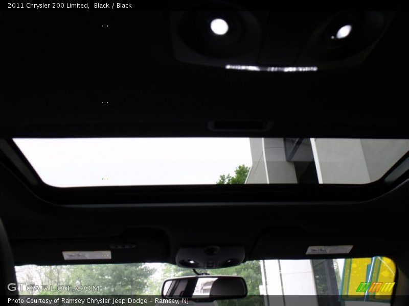 Black / Black 2011 Chrysler 200 Limited