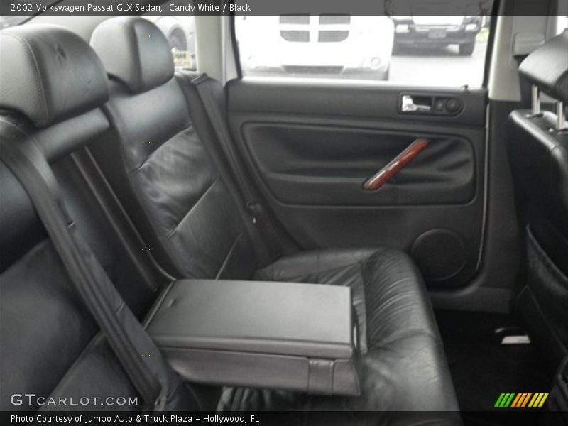 Candy White / Black 2002 Volkswagen Passat GLX Sedan