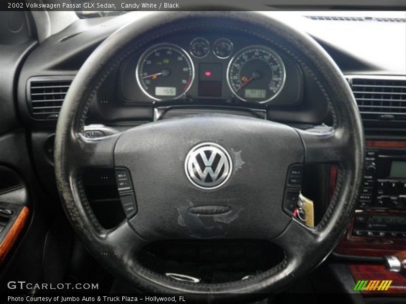 Candy White / Black 2002 Volkswagen Passat GLX Sedan
