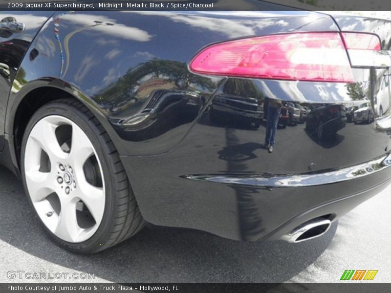 Midnight  Metallic Black / Spice/Charcoal 2009 Jaguar XF Supercharged