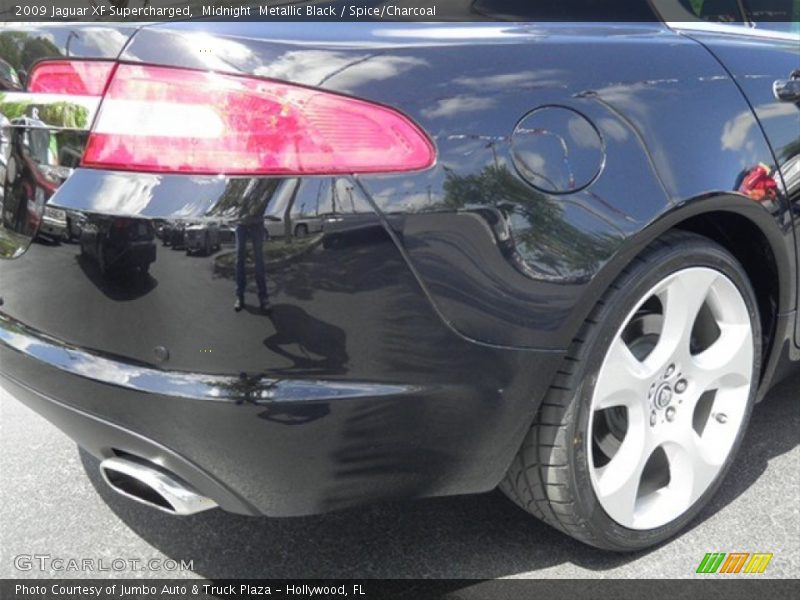 Midnight  Metallic Black / Spice/Charcoal 2009 Jaguar XF Supercharged