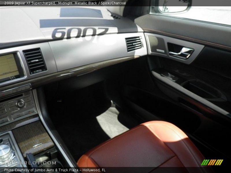 Midnight  Metallic Black / Spice/Charcoal 2009 Jaguar XF Supercharged