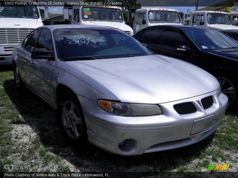 Galaxy Silver Metallic / Graphite 2002 Pontiac Grand Prix SE Sedan