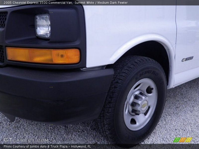 Summit White / Medium Dark Pewter 2005 Chevrolet Express 3500 Commercial Van