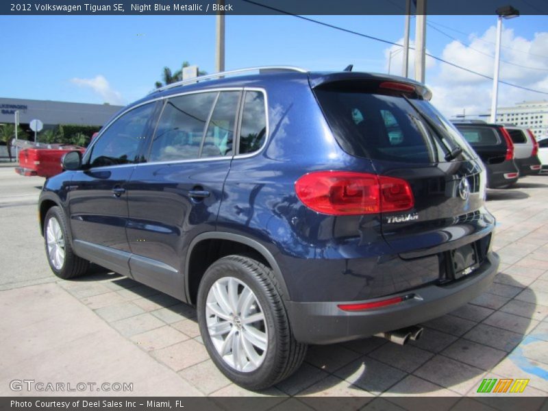 Night Blue Metallic / Black 2012 Volkswagen Tiguan SE