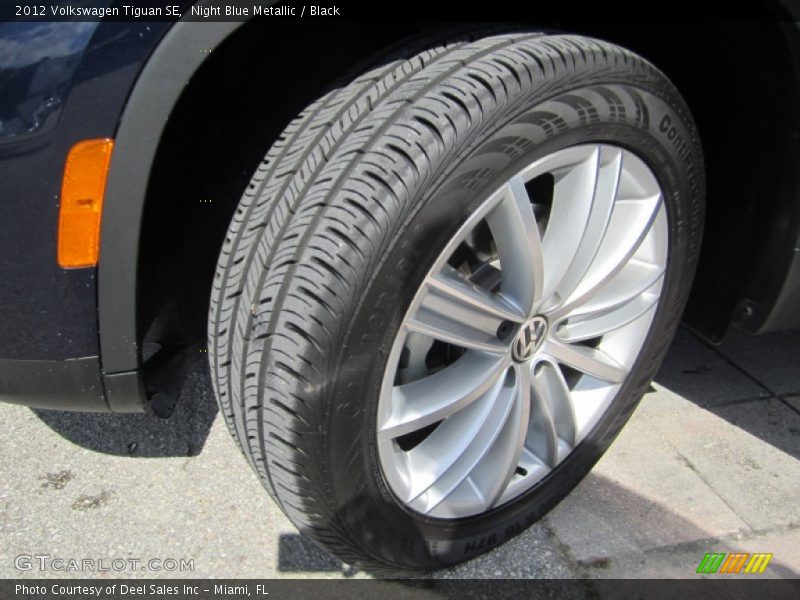 Night Blue Metallic / Black 2012 Volkswagen Tiguan SE