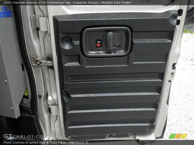 Graystone Metallic / Medium Dark Pewter 2006 Chevrolet Express 2500 Commercial Van