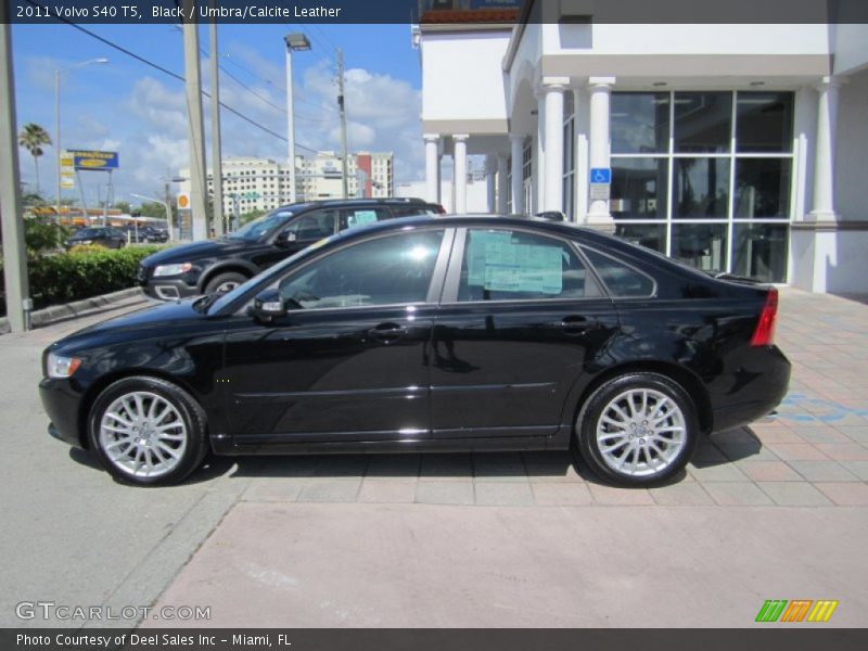 Black / Umbra/Calcite Leather 2011 Volvo S40 T5