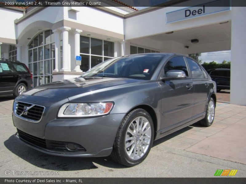 Titanium Grey Metallic / Quartz 2009 Volvo S40 2.4i