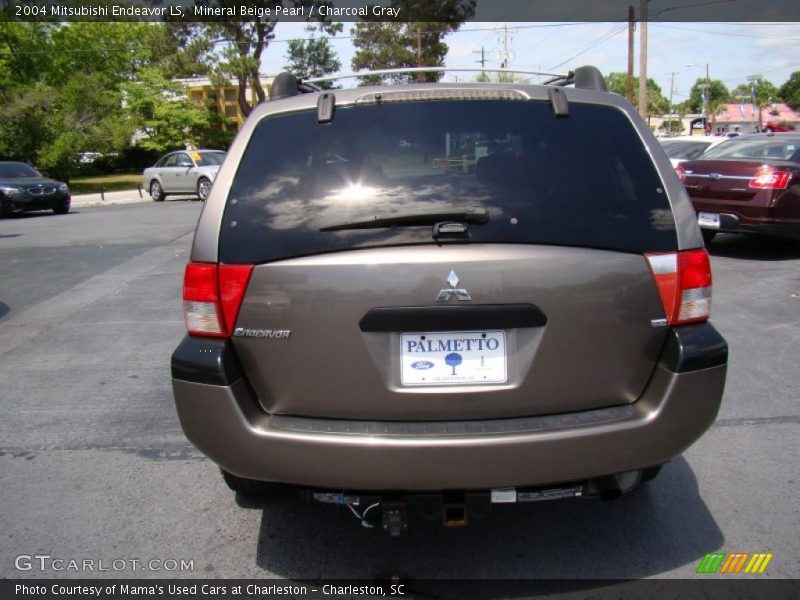 Mineral Beige Pearl / Charcoal Gray 2004 Mitsubishi Endeavor LS