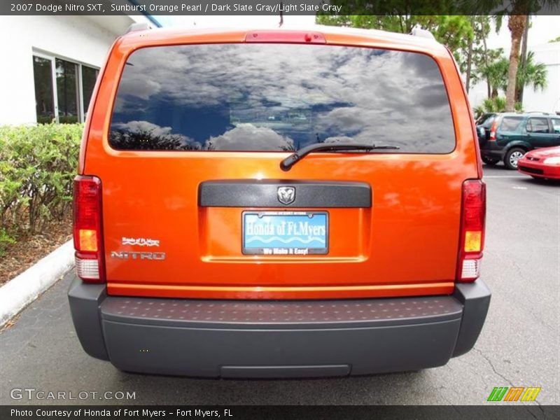 Sunburst Orange Pearl / Dark Slate Gray/Light Slate Gray 2007 Dodge Nitro SXT