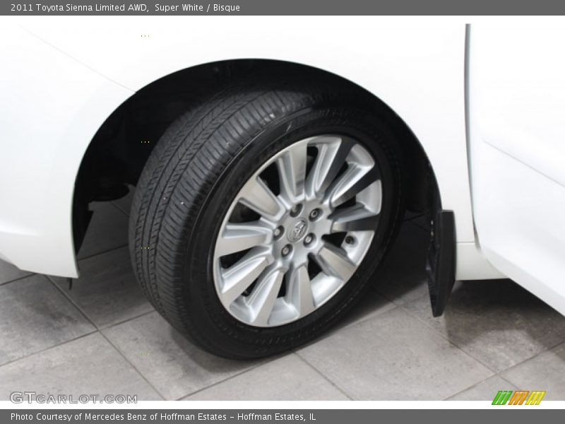 Super White / Bisque 2011 Toyota Sienna Limited AWD