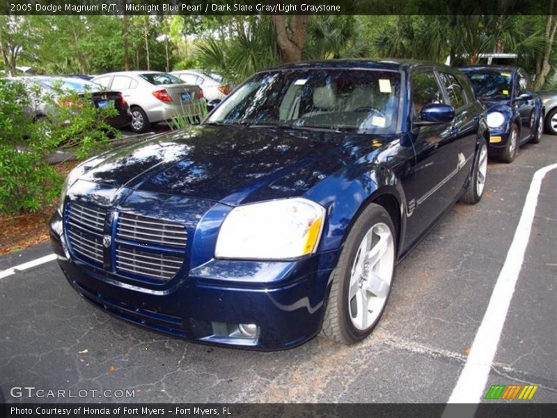 Midnight Blue Pearl / Dark Slate Gray/Light Graystone 2005 Dodge Magnum R/T