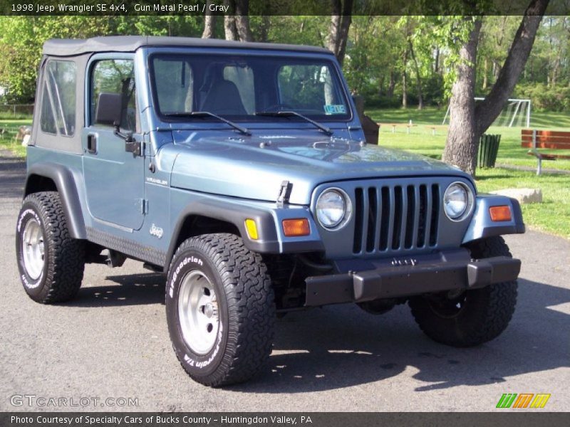 Gun Metal Pearl / Gray 1998 Jeep Wrangler SE 4x4