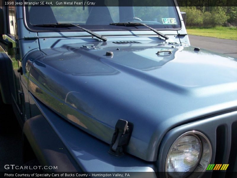 Gun Metal Pearl / Gray 1998 Jeep Wrangler SE 4x4