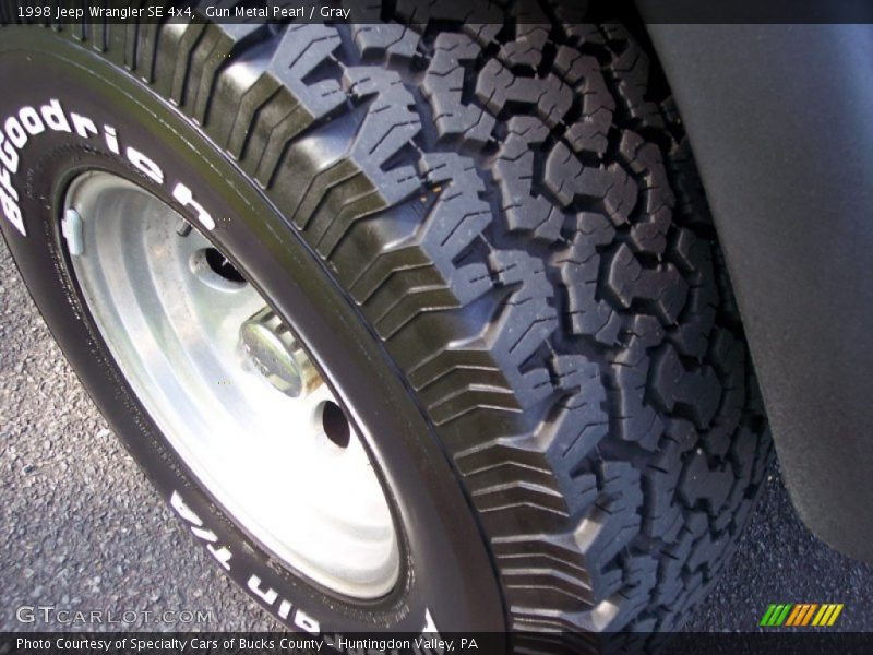 Gun Metal Pearl / Gray 1998 Jeep Wrangler SE 4x4