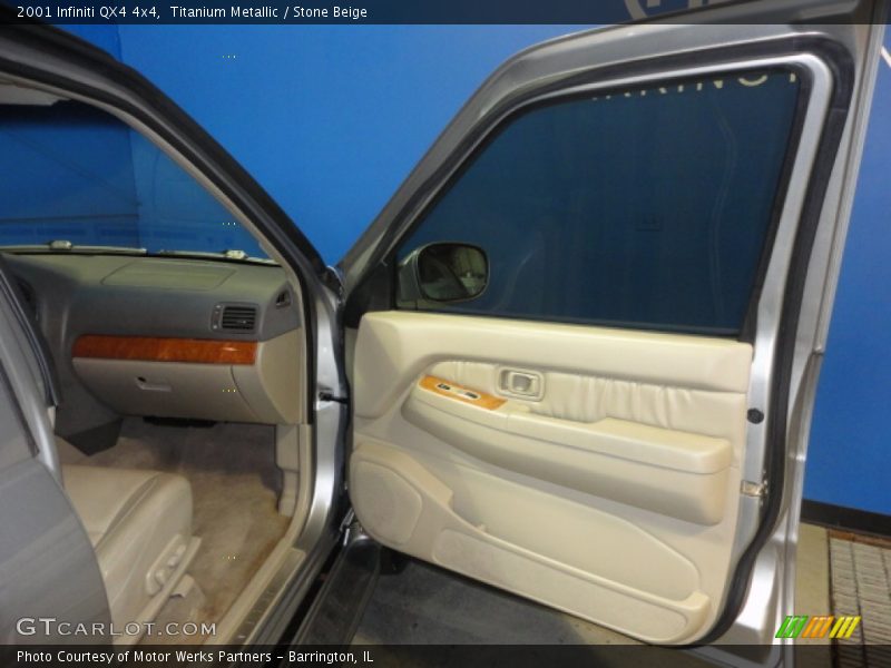 Titanium Metallic / Stone Beige 2001 Infiniti QX4 4x4