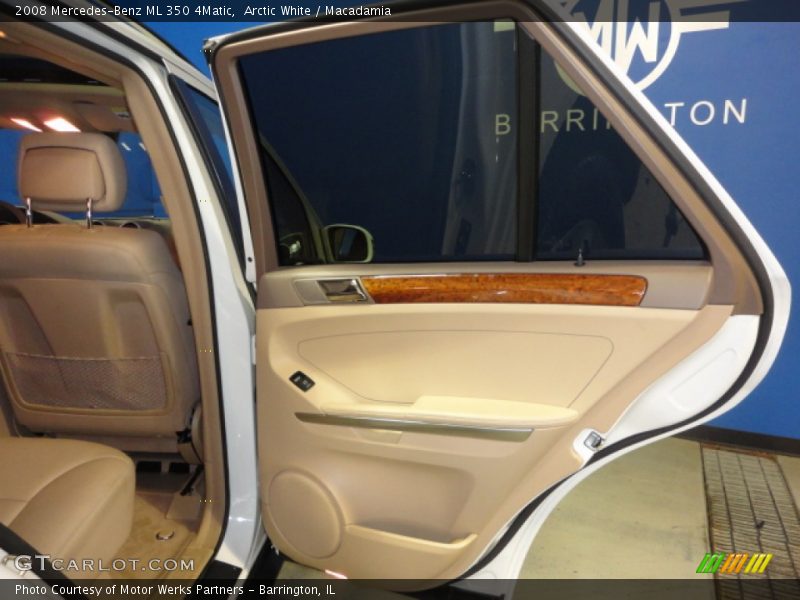 Arctic White / Macadamia 2008 Mercedes-Benz ML 350 4Matic