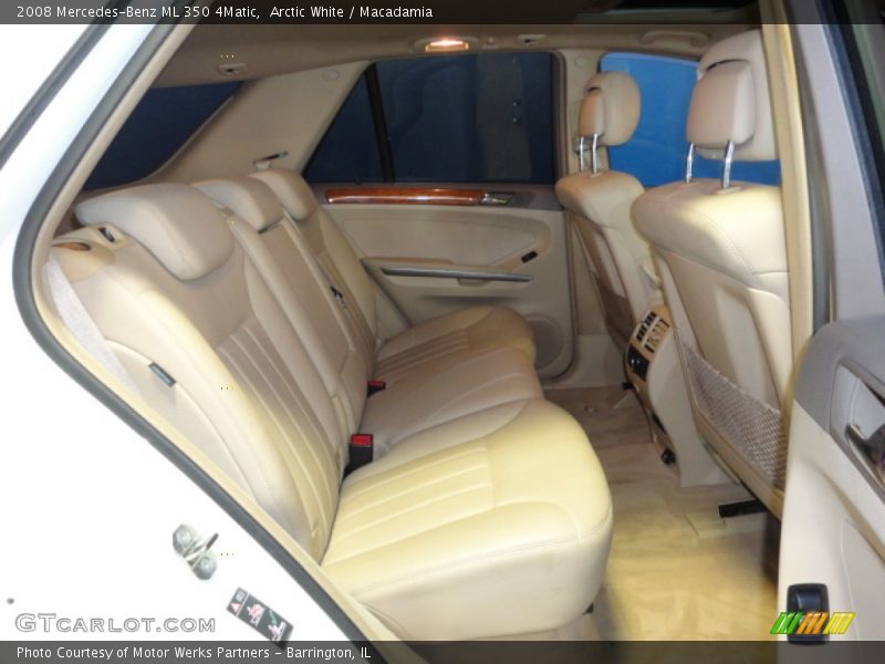 Arctic White / Macadamia 2008 Mercedes-Benz ML 350 4Matic