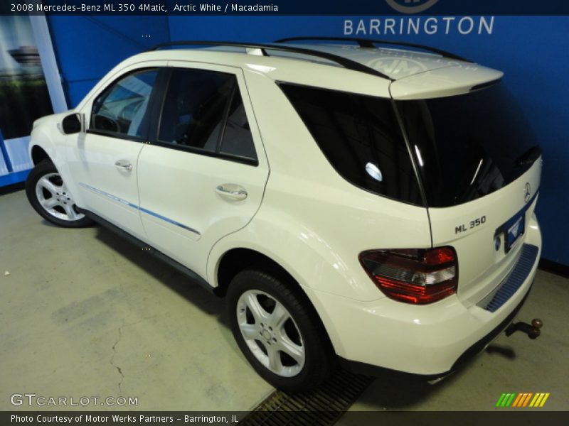 Arctic White / Macadamia 2008 Mercedes-Benz ML 350 4Matic