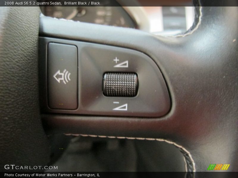 Controls of 2008 S6 5.2 quattro Sedan