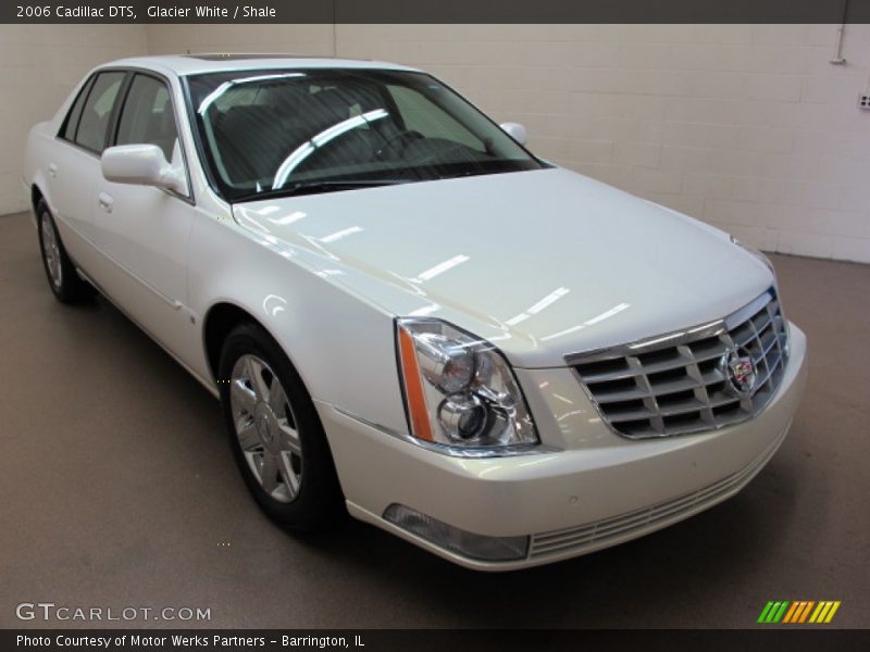 Glacier White / Shale 2006 Cadillac DTS