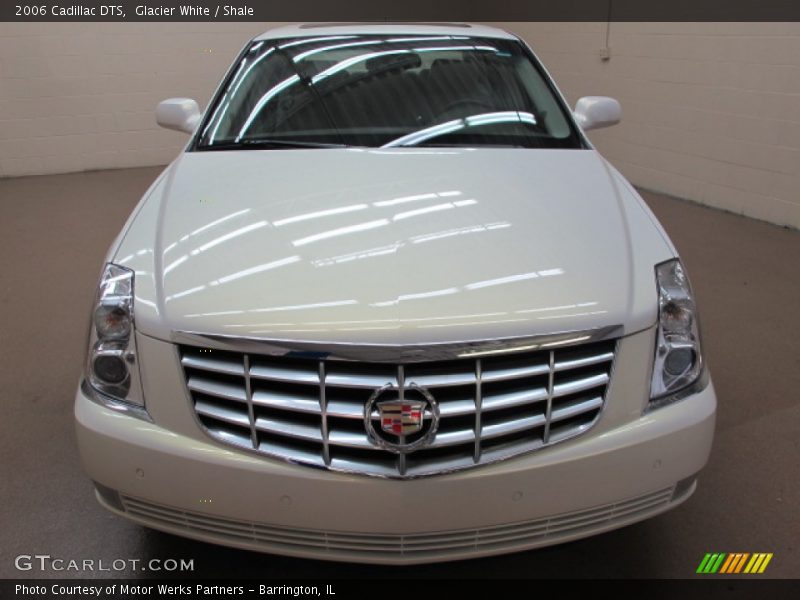 Glacier White / Shale 2006 Cadillac DTS