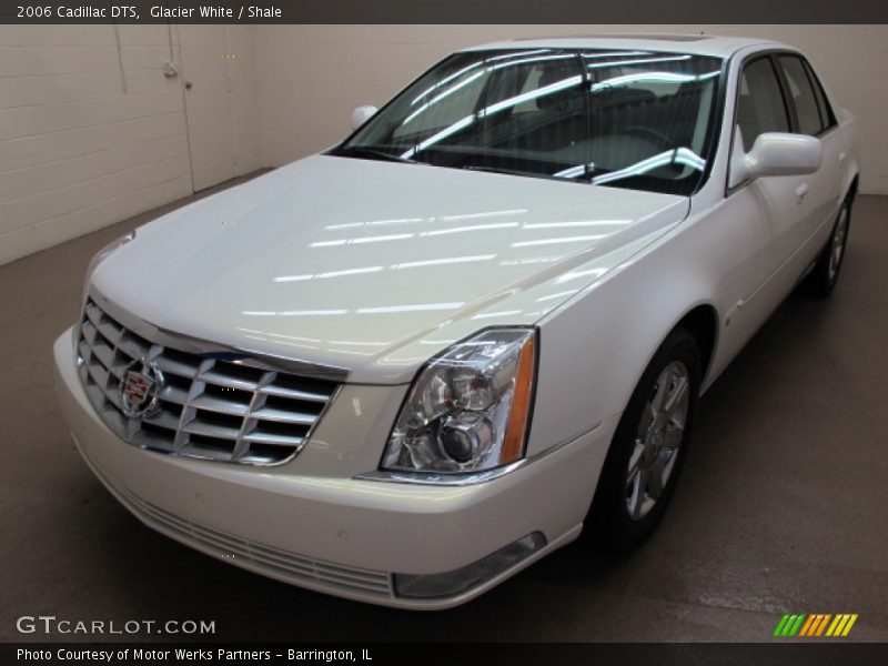 Glacier White / Shale 2006 Cadillac DTS