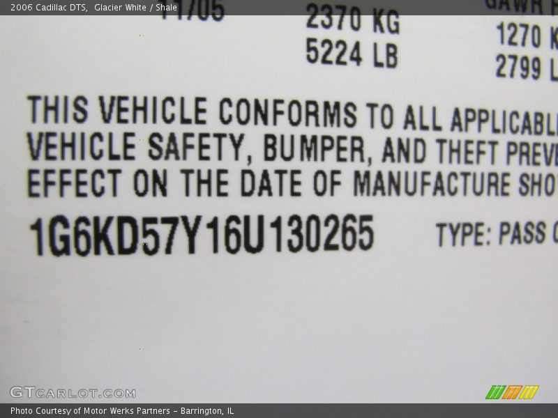 Glacier White / Shale 2006 Cadillac DTS