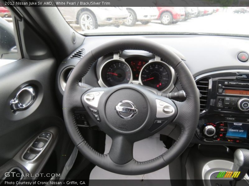 White Pearl / Black/Silver Trim 2012 Nissan Juke SV AWD