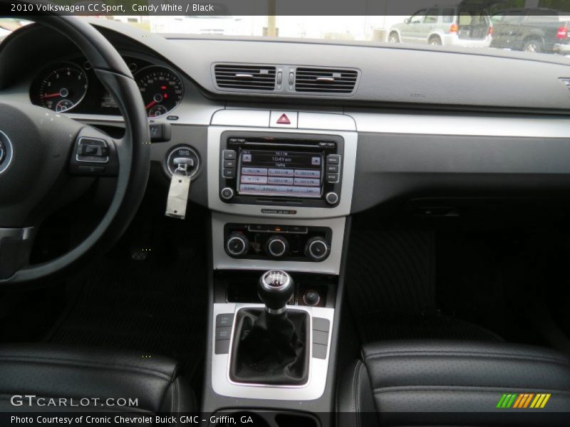 Candy White / Black 2010 Volkswagen CC Sport