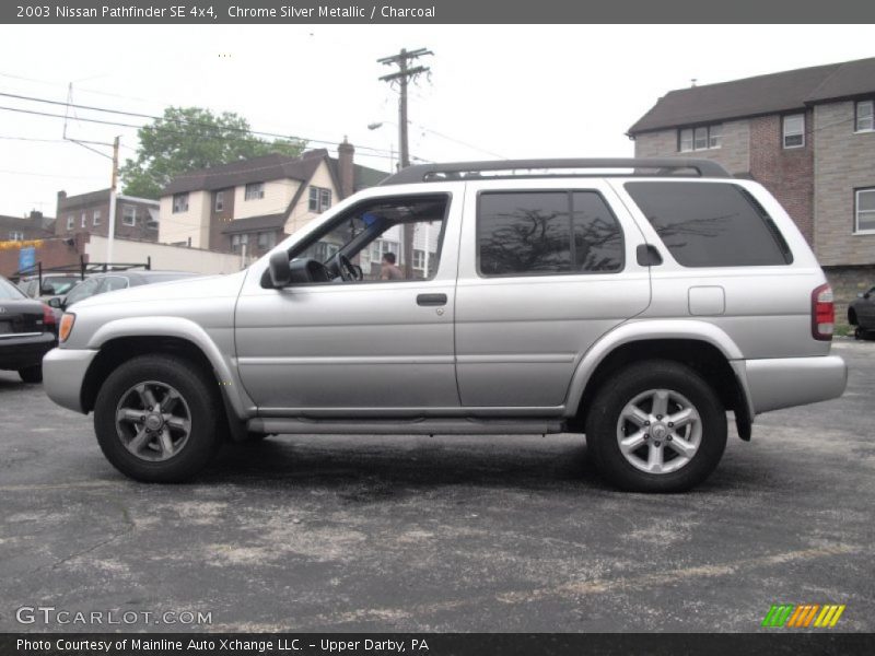 Chrome Silver Metallic / Charcoal 2003 Nissan Pathfinder SE 4x4