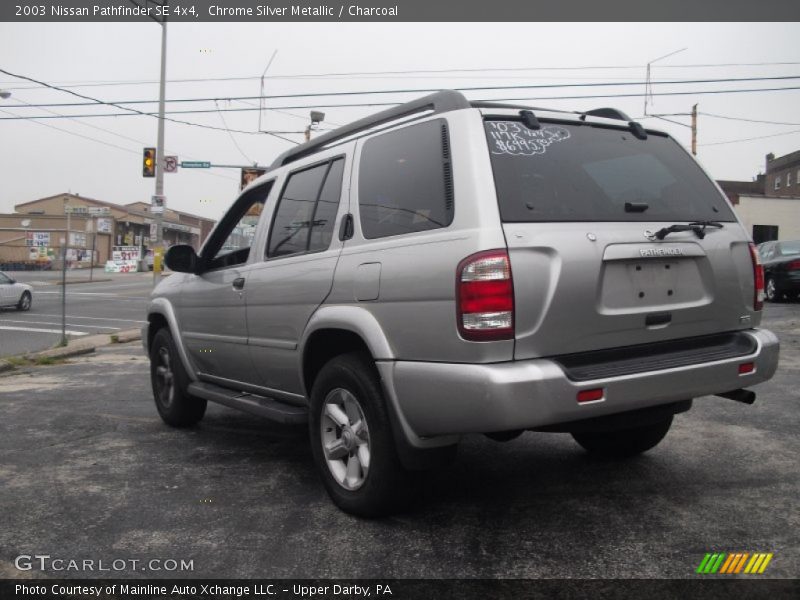 Chrome Silver Metallic / Charcoal 2003 Nissan Pathfinder SE 4x4