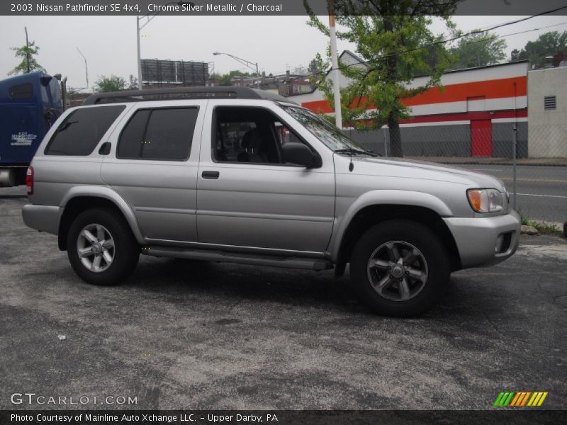 Chrome Silver Metallic / Charcoal 2003 Nissan Pathfinder SE 4x4