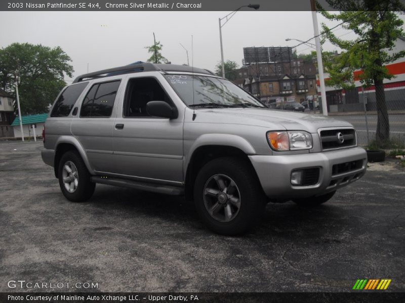 Chrome Silver Metallic / Charcoal 2003 Nissan Pathfinder SE 4x4