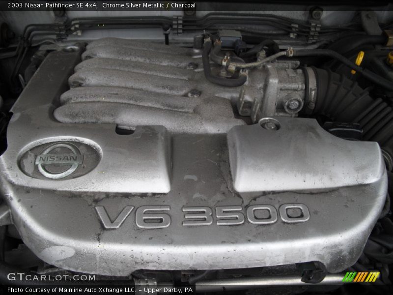 Chrome Silver Metallic / Charcoal 2003 Nissan Pathfinder SE 4x4
