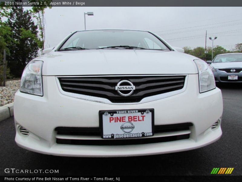 Aspen White / Beige 2010 Nissan Sentra 2.0