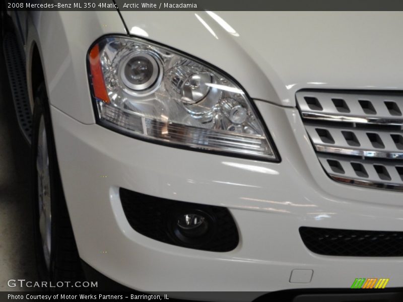 Arctic White / Macadamia 2008 Mercedes-Benz ML 350 4Matic