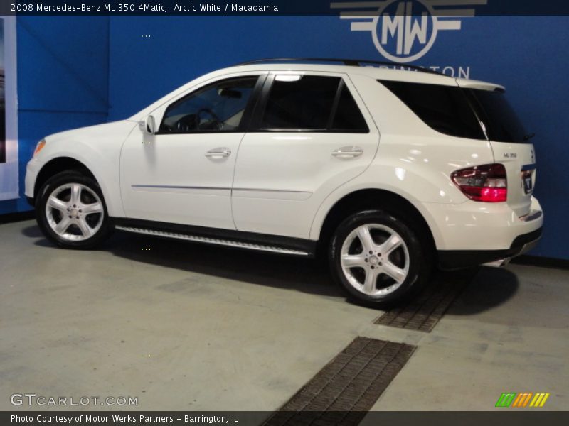 Arctic White / Macadamia 2008 Mercedes-Benz ML 350 4Matic