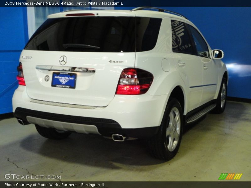 Arctic White / Macadamia 2008 Mercedes-Benz ML 350 4Matic