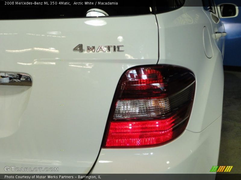Arctic White / Macadamia 2008 Mercedes-Benz ML 350 4Matic