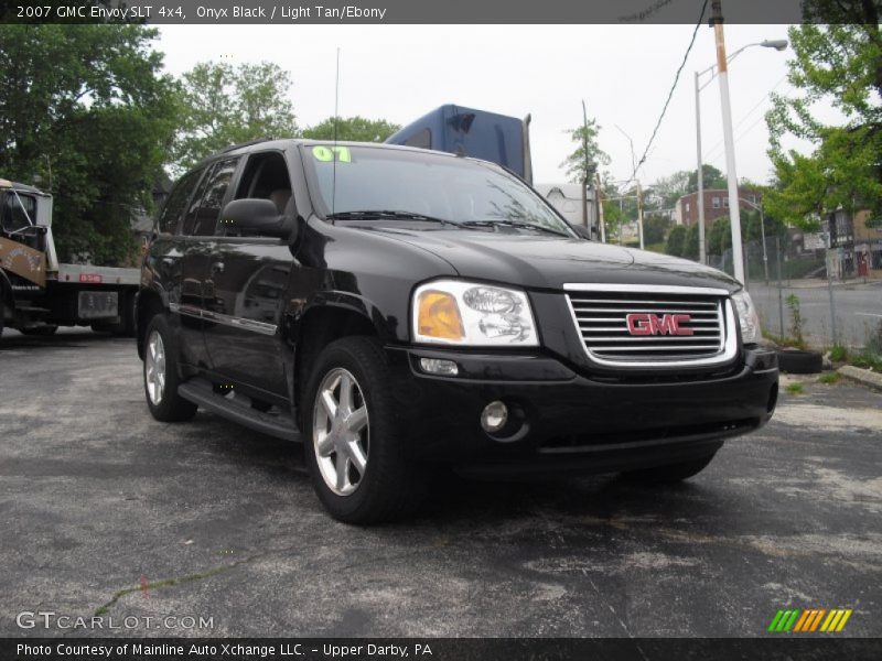 Onyx Black / Light Tan/Ebony 2007 GMC Envoy SLT 4x4