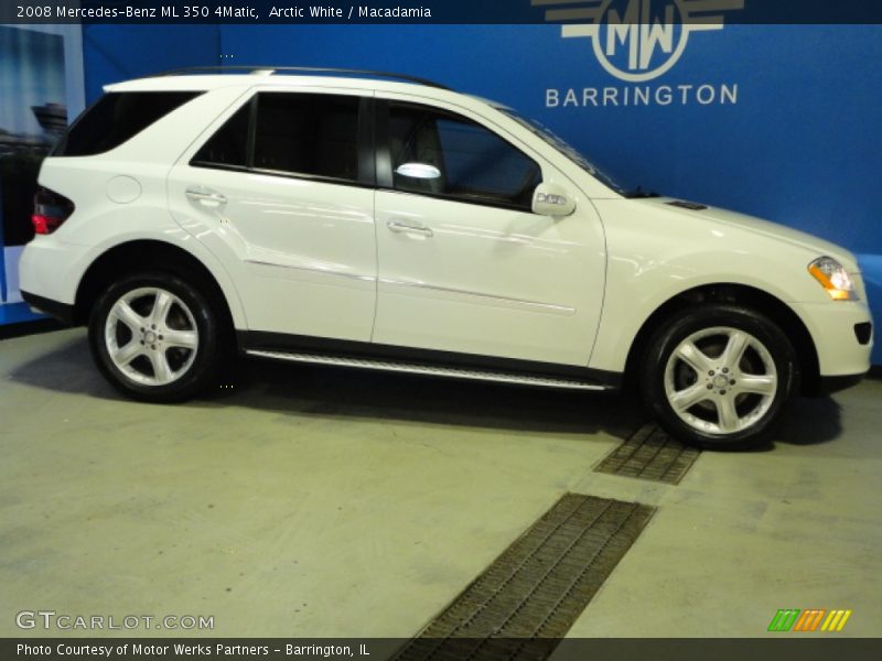 Arctic White / Macadamia 2008 Mercedes-Benz ML 350 4Matic