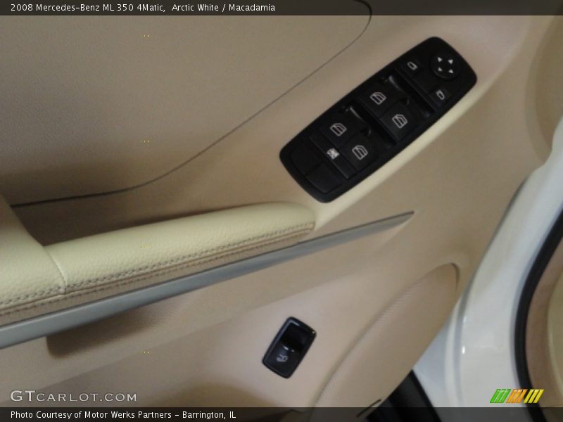 Arctic White / Macadamia 2008 Mercedes-Benz ML 350 4Matic