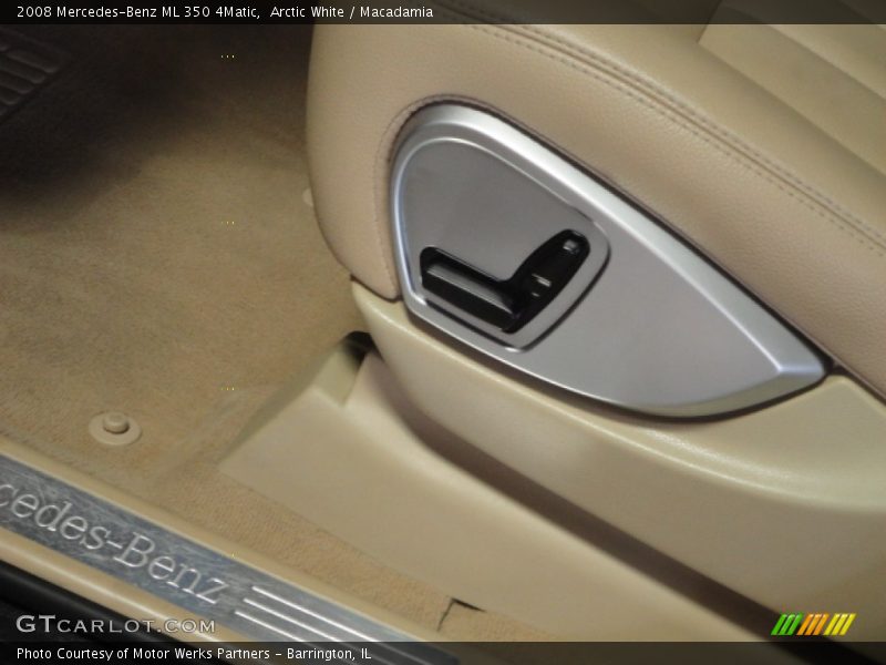 Arctic White / Macadamia 2008 Mercedes-Benz ML 350 4Matic
