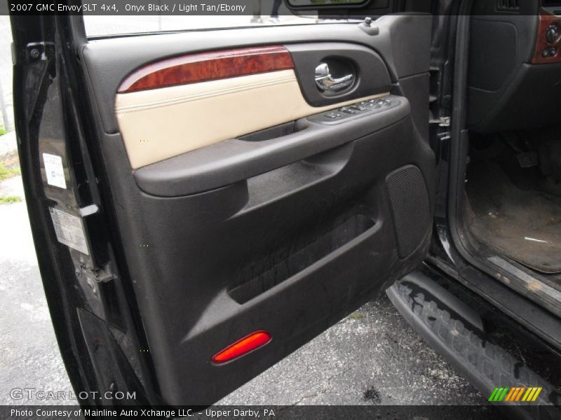 Onyx Black / Light Tan/Ebony 2007 GMC Envoy SLT 4x4