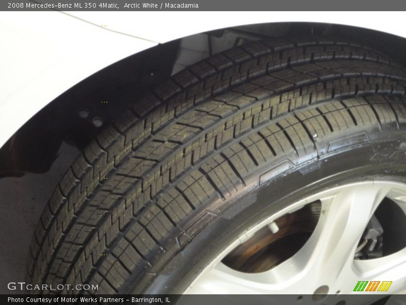 Arctic White / Macadamia 2008 Mercedes-Benz ML 350 4Matic